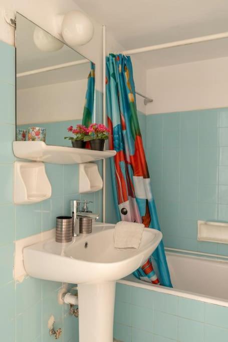 Eχquisite In Acropolis-plaka/vaccinatedhost Appartement *