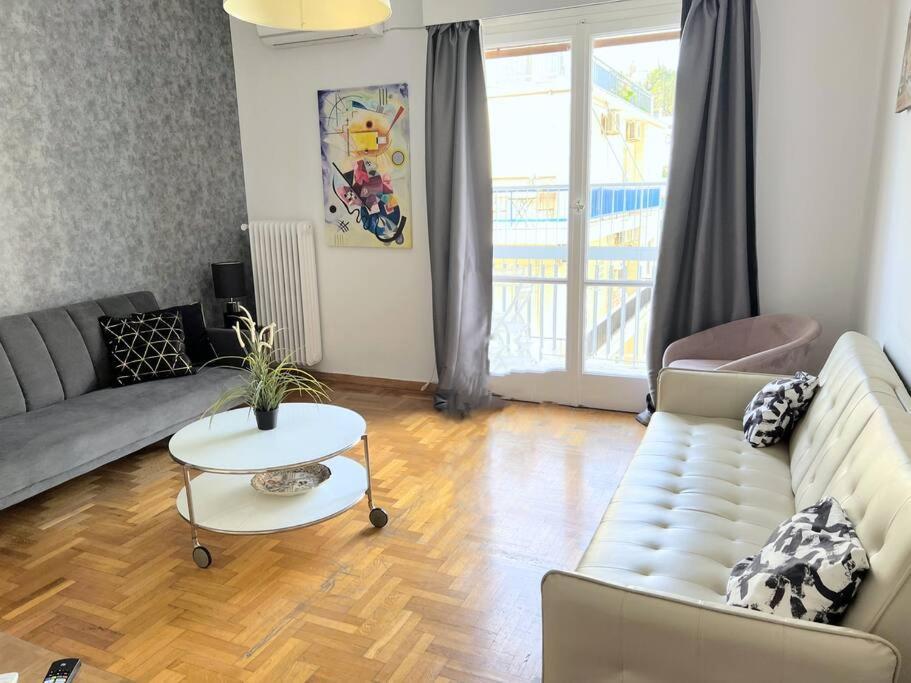 Eχquisite In Acropolis-plaka/vaccinatedhost *